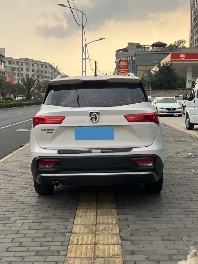 2020 BaoJun 530 1.5T 147HP L4 6MT,autocango,china used car exporter,china ev exporter,chinese used car exporter,chinese used ev exporter