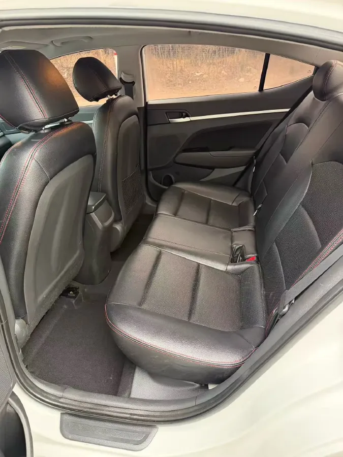 2016 Hyundai Elantra 1.6L 130HP L4 6AT,autocango,china used car exporter,china ev exporter,chinese used car exporter,chinese used ev exporter