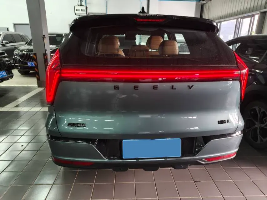2024 Geely StarRay 1.5T 181HP L4 7DCT,autocango,china used car exporter,china ev exporter,chinese used car exporter,chinese used ev exporter