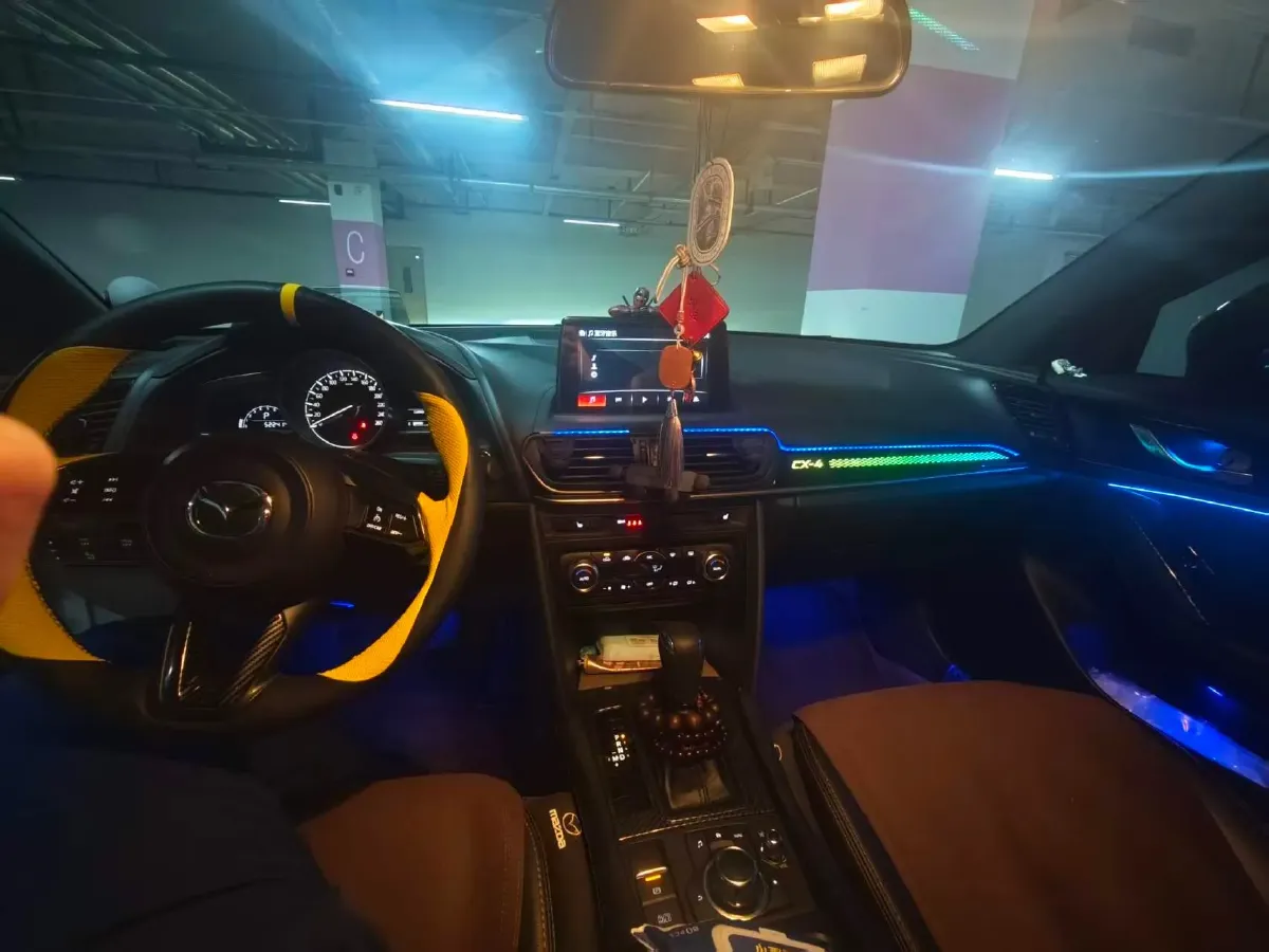 2021 Mazda CX-4 2.0L 158HP L4 6AT,autocango,china used car exporter,china ev exporter,chinese used car exporter,chinese used ev exporter