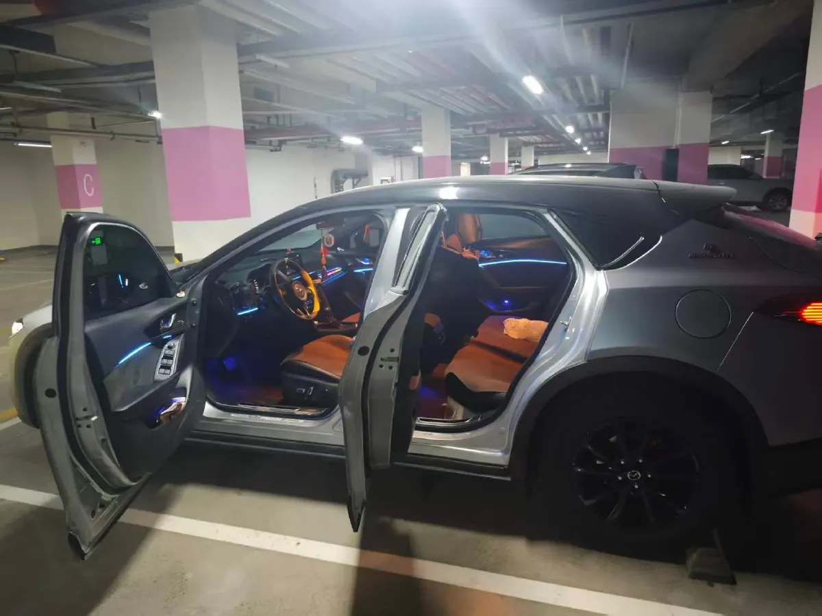 2021 Mazda CX-4 2.0L 158HP L4 6AT,autocango,china used car exporter,china ev exporter,chinese used car exporter,chinese used ev exporter