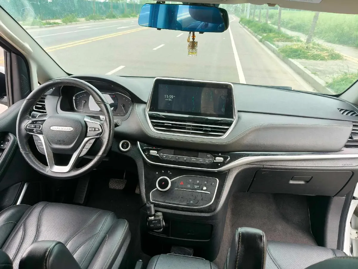 2021 MAXUS G20 2.0T 163HP L4 8AT,autocango,china used car exporter,china ev exporter,chinese used car exporter,chinese used ev exporter