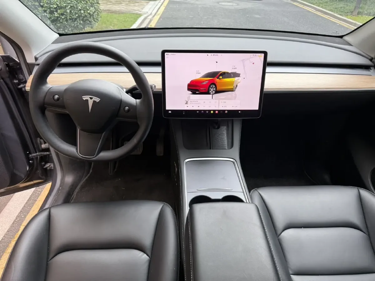 2022 Tesla Model Y BEV 60KWH,autocango,china used car exporter,china ev exporter,chinese used car exporter,chinese used ev exporter