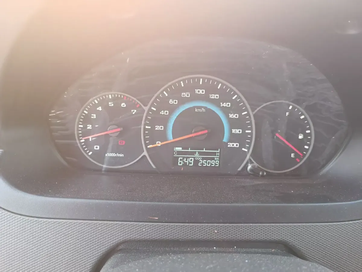 2023 WuLing RongGuang New Truck 1.5L 102HP L4 5MT,autocango,china used car exporter,china ev exporter,chinese used car exporter,chinese used ev exporter