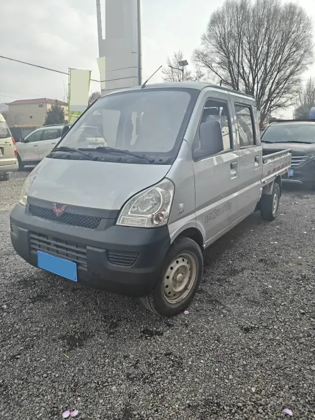 2019 WuLing RongGuang Mini Truck 1.5L 107HP L4 5MT,autocango,china used car exporter,china ev exporter,chinese used car exporter,chinese used ev exporter