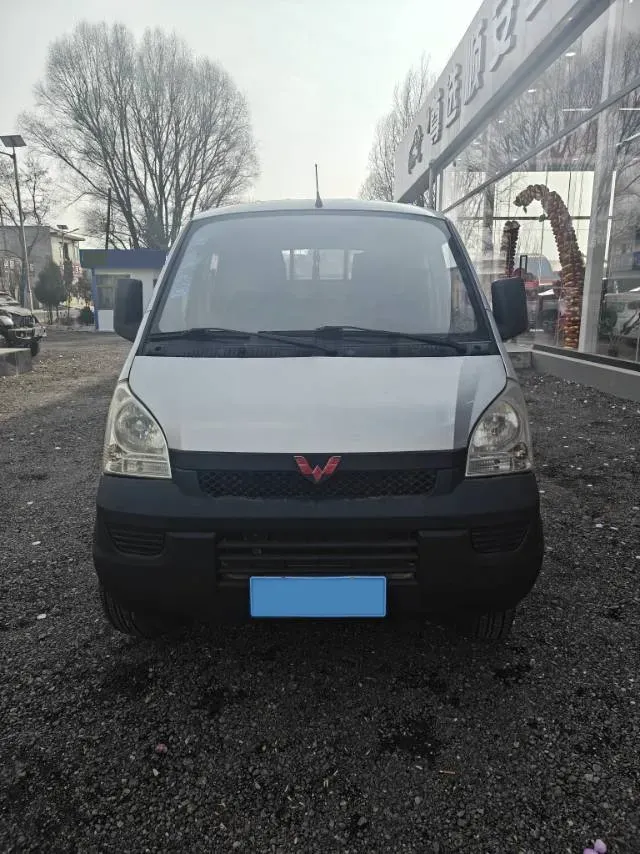 2019 WuLing RongGuang Mini Truck 1.5L 107HP L4 5MT,autocango,china used car exporter,china ev exporter,chinese used car exporter,chinese used ev exporter
