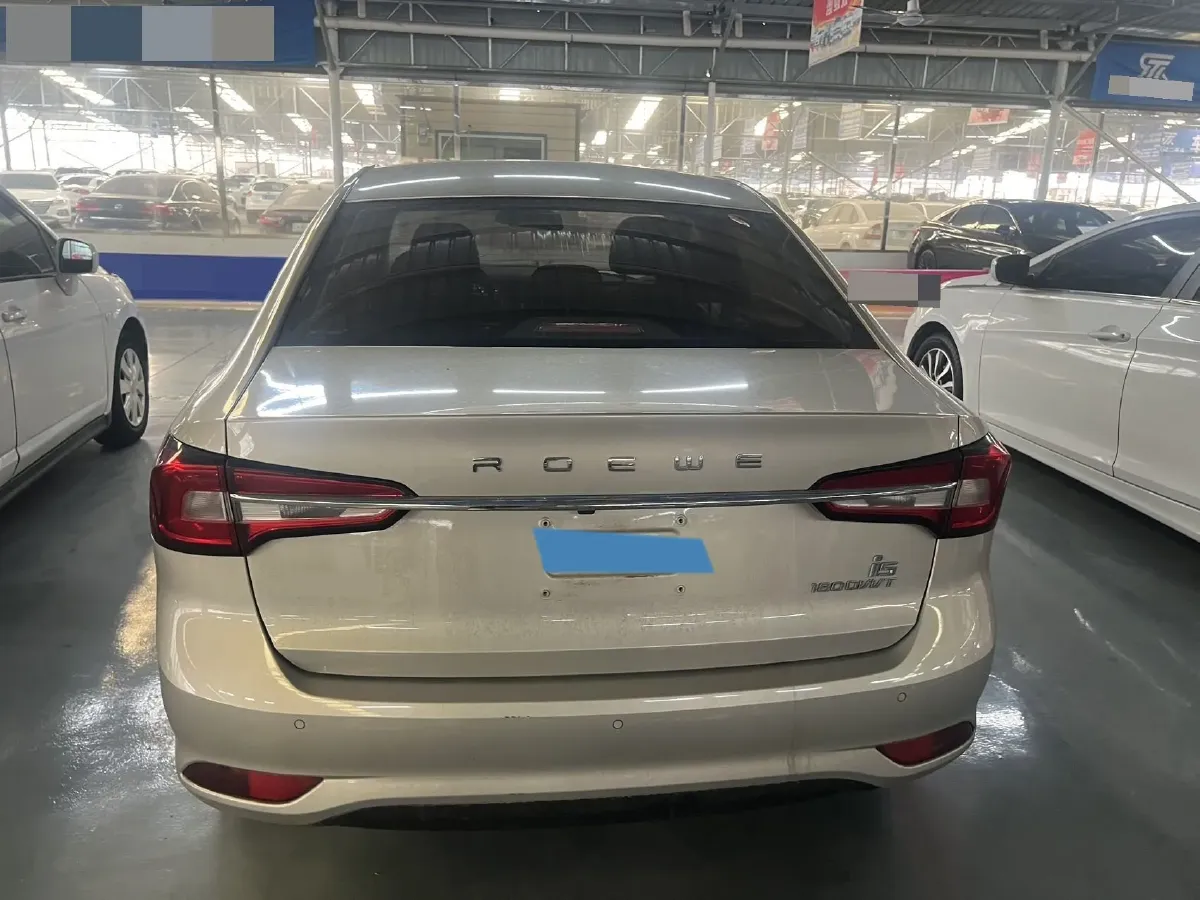 2020 Roewe i5 1.5L 120HP L4 CVT,autocango,china used car exporter,china ev exporter,chinese used car exporter,chinese used ev exporter