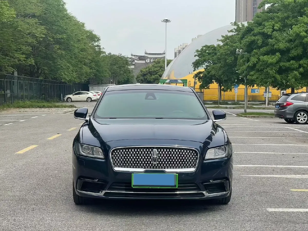 2017 Lincoln Continental 2.0T 261HP L4 6AT,autocango,china used car exporter,china ev exporter,chinese used car exporter,chinese used ev exporter