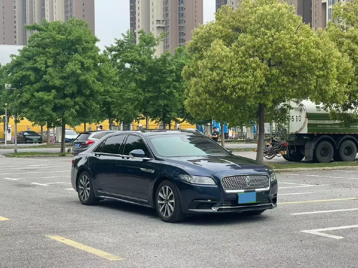 2017 Lincoln Continental 2.0T 261HP L4 6AT,autocango,china used car exporter,china ev exporter,chinese used car exporter,chinese used ev exporter
