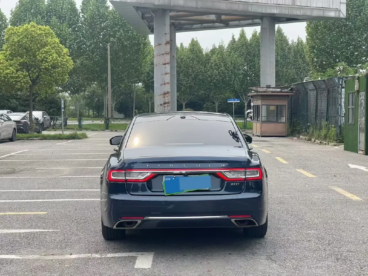 2017 Lincoln Continental 2.0T 261HP L4 6AT,autocango,china used car exporter,china ev exporter,chinese used car exporter,chinese used ev exporter