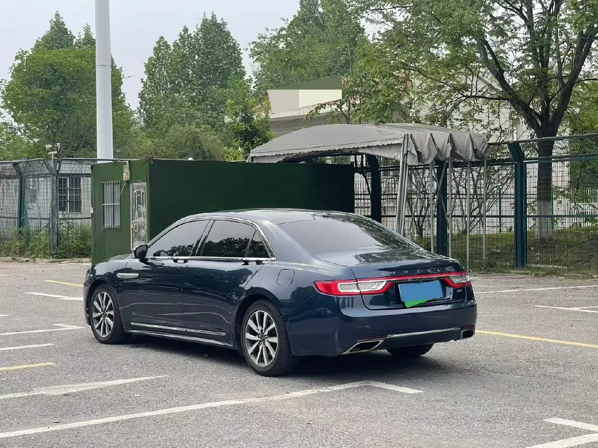 2017 Lincoln Continental 2.0T 261HP L4 6AT,autocango,china used car exporter,china ev exporter,chinese used car exporter,chinese used ev exporter