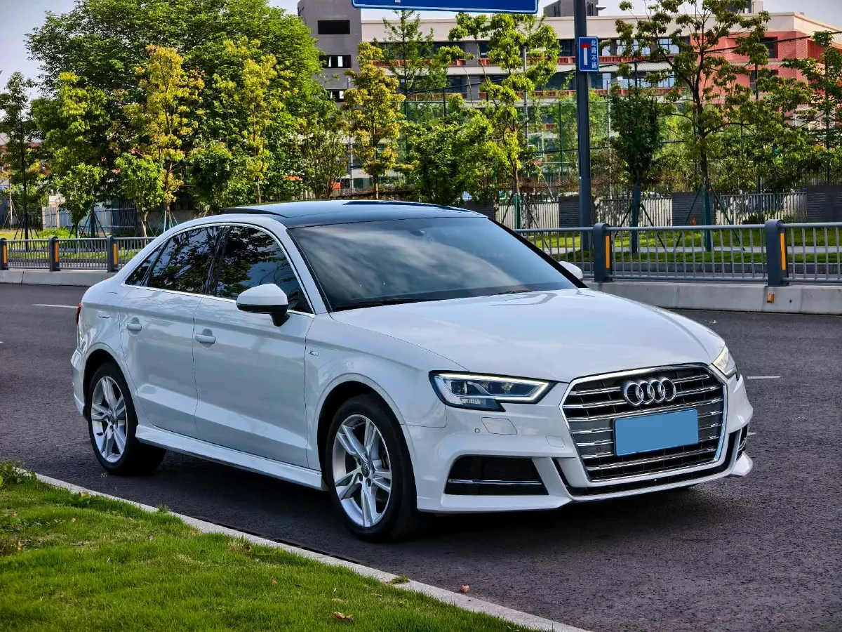 2020 Audi A3 1.4T 150HP L4 7DCT,autocango,china used car exporter,china ev exporter,chinese used car exporter,chinese used ev exporter