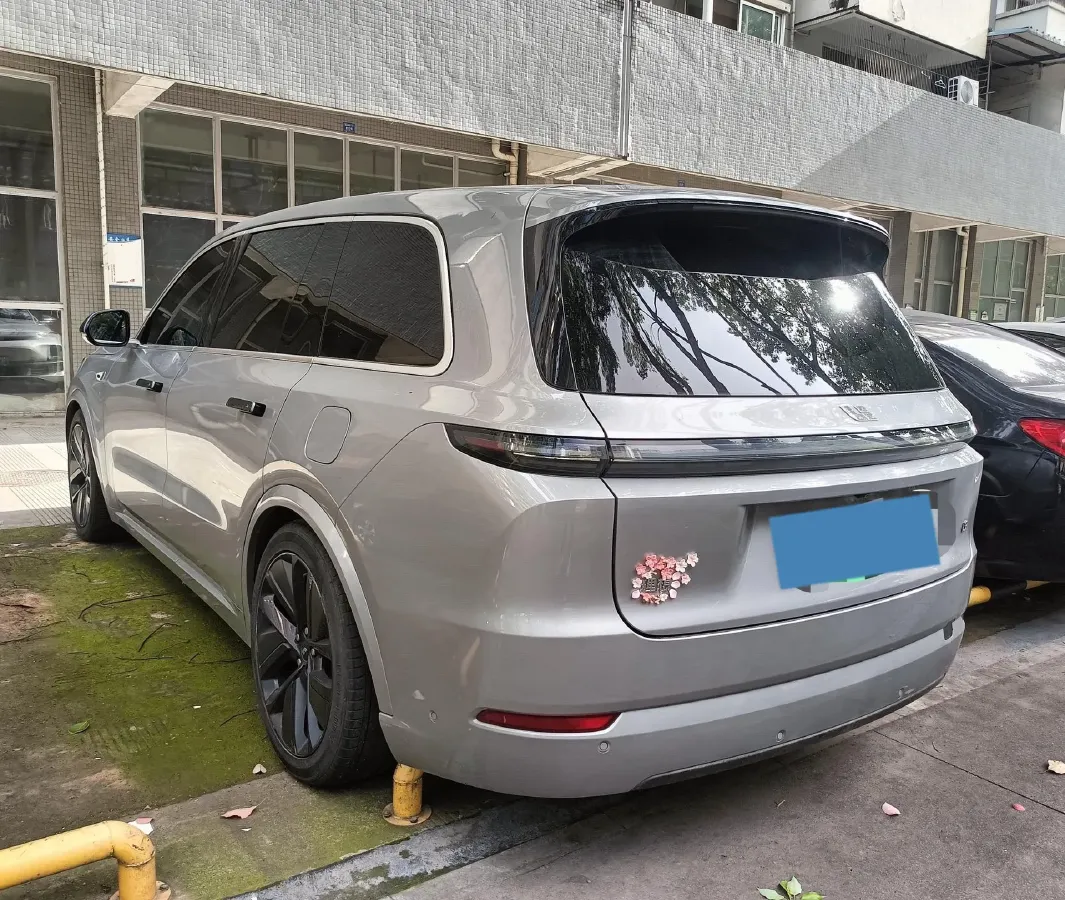 2022 Li L9 Range Extended 154HP REEV 42.6KWH,autocango,china used car exporter,china ev exporter,chinese used car exporter,chinese used ev exporter