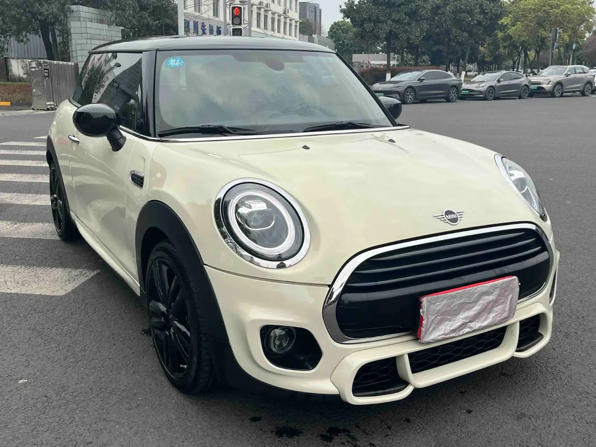 2019 MINI MINI 1.5T 136HP L3 7DCT,autocango,china used car exporter,china ev exporter,chinese used car exporter,chinese used ev exporter