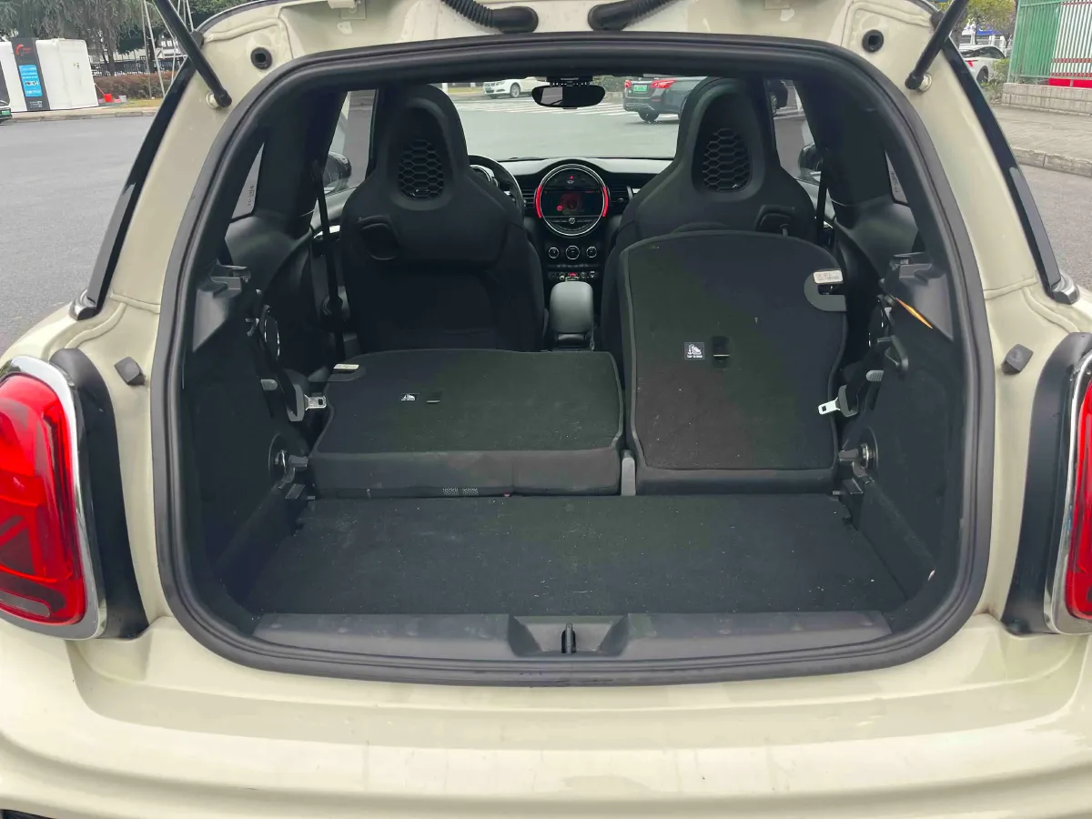 2019 MINI MINI 1.5T 136HP L3 7DCT,autocango,china used car exporter,china ev exporter,chinese used car exporter,chinese used ev exporter