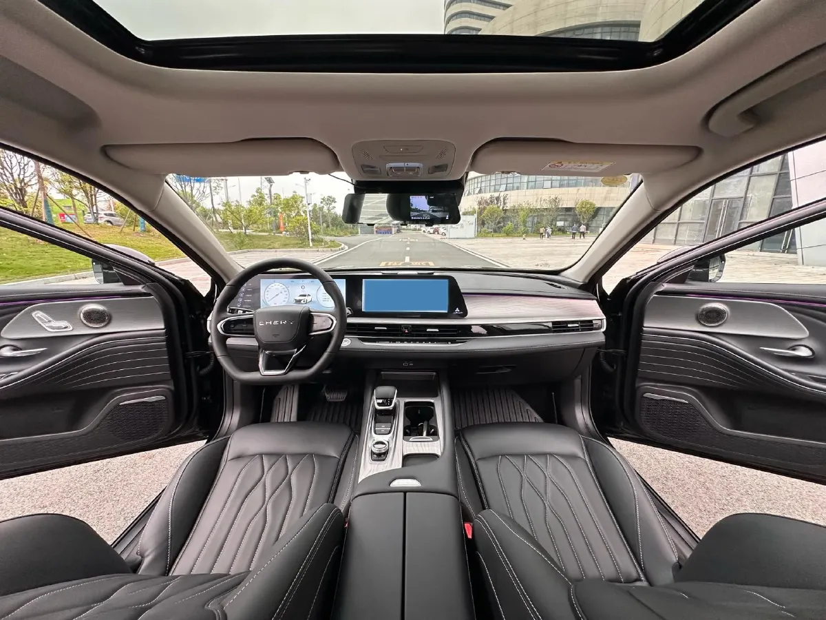 2025 Chery Arrizo 8 1.6T 197HP L4 7DCT,autocango,china used car exporter,china ev exporter,chinese used car exporter,chinese used ev exporter