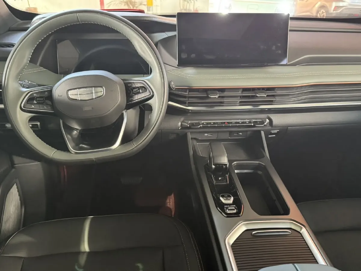 2023 Geely Okavango L 2.0T 218HP L4 7DCT,autocango,china used car exporter,china ev exporter,chinese used car exporter,chinese used ev exporter