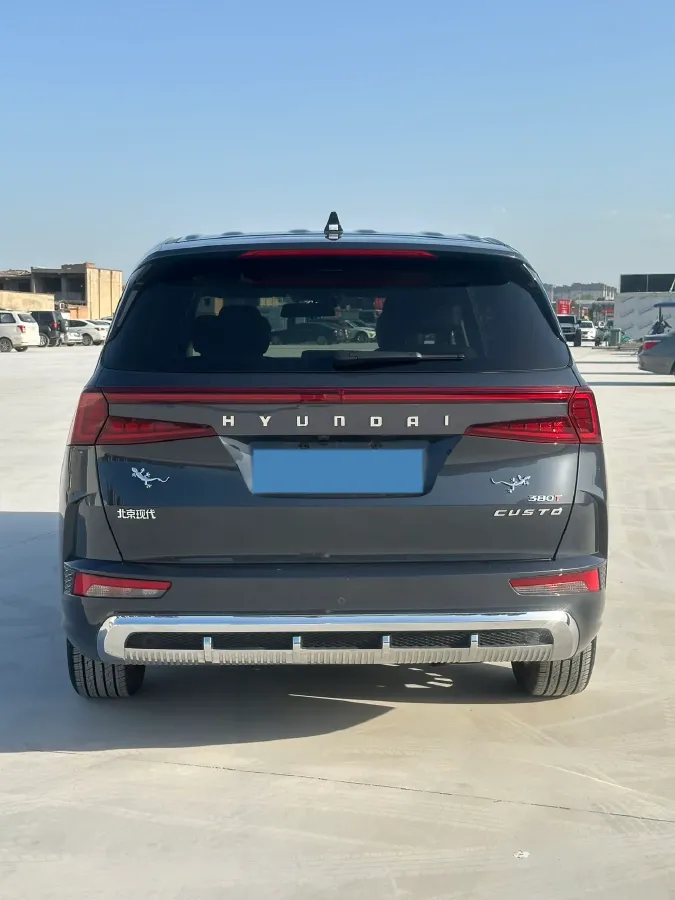 2024 Hyundai Custo 2.0T 236HP L4 8AT,autocango,china used car exporter,china ev exporter,chinese used car exporter,chinese used ev exporter