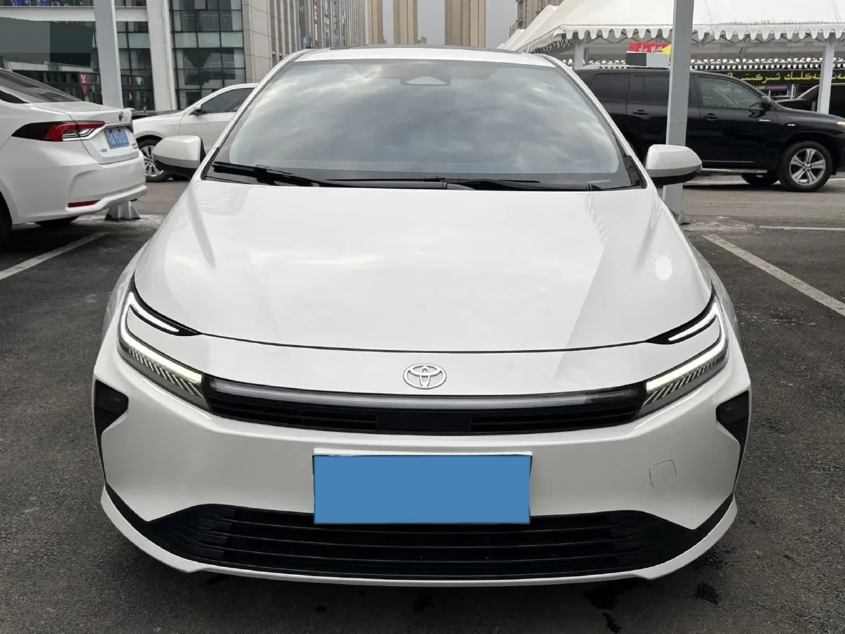 2024 Toyota Corolla 1.8L 98HP L4 E-CVT Hybrid,autocango,china used car exporter,china ev exporter,chinese used car exporter,chinese used ev exporter