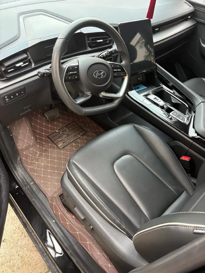 2024 Hyundai Custo 1.5T 170HP L4 8AT,autocango,china used car exporter,china ev exporter,chinese used car exporter,chinese used ev exporter