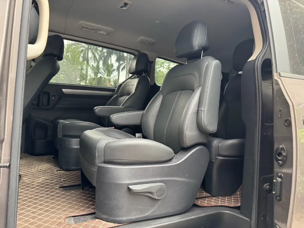 2022 MAXUS G10 2.0T 224HP L4 8AT,autocango,china used car exporter,china ev exporter,chinese used car exporter,chinese used ev exporter