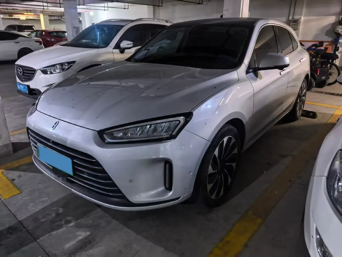 2022 Isuzu Mu-X 2.0T 220HP L4 8AT,autocango,china used car exporter,china ev exporter,chinese used car exporter,chinese used ev exporter