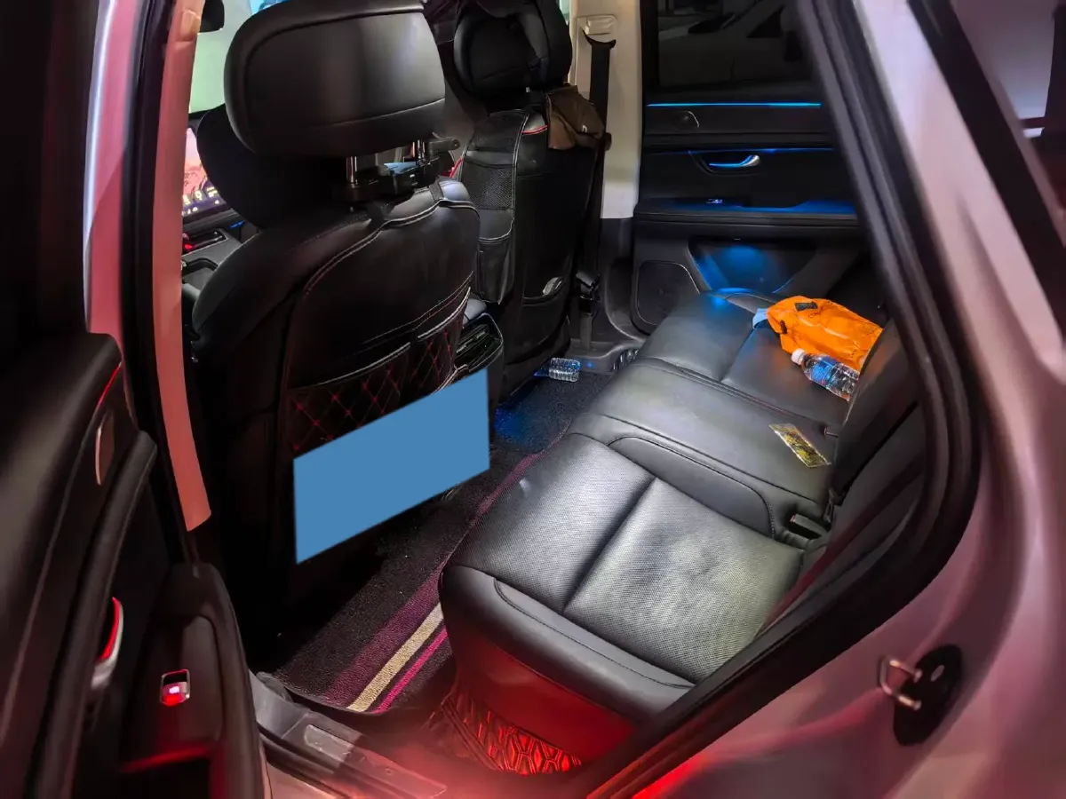 2022 Isuzu Mu-X 2.0T 220HP L4 8AT,autocango,china used car exporter,china ev exporter,chinese used car exporter,chinese used ev exporter