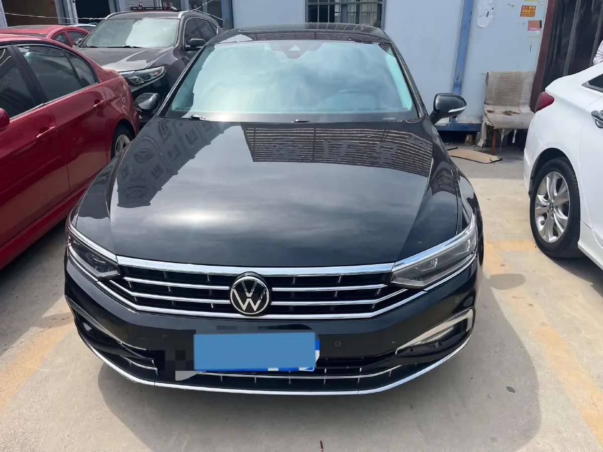 2020 Volkswagen Magotan 2.0T 220HP L4 7DCT,autocango,china used car exporter,china ev exporter,chinese used car exporter,chinese used ev exporter