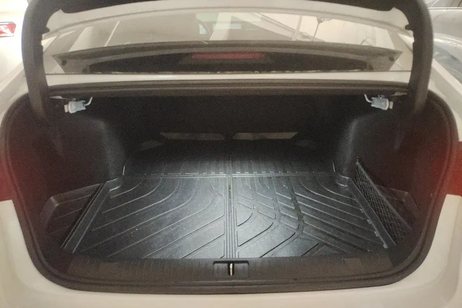 2023 Chery Arrizo 8 2.0T 254HP L4 7DCT,autocango,china used car exporter,china ev exporter,chinese used car exporter,chinese used ev exporter