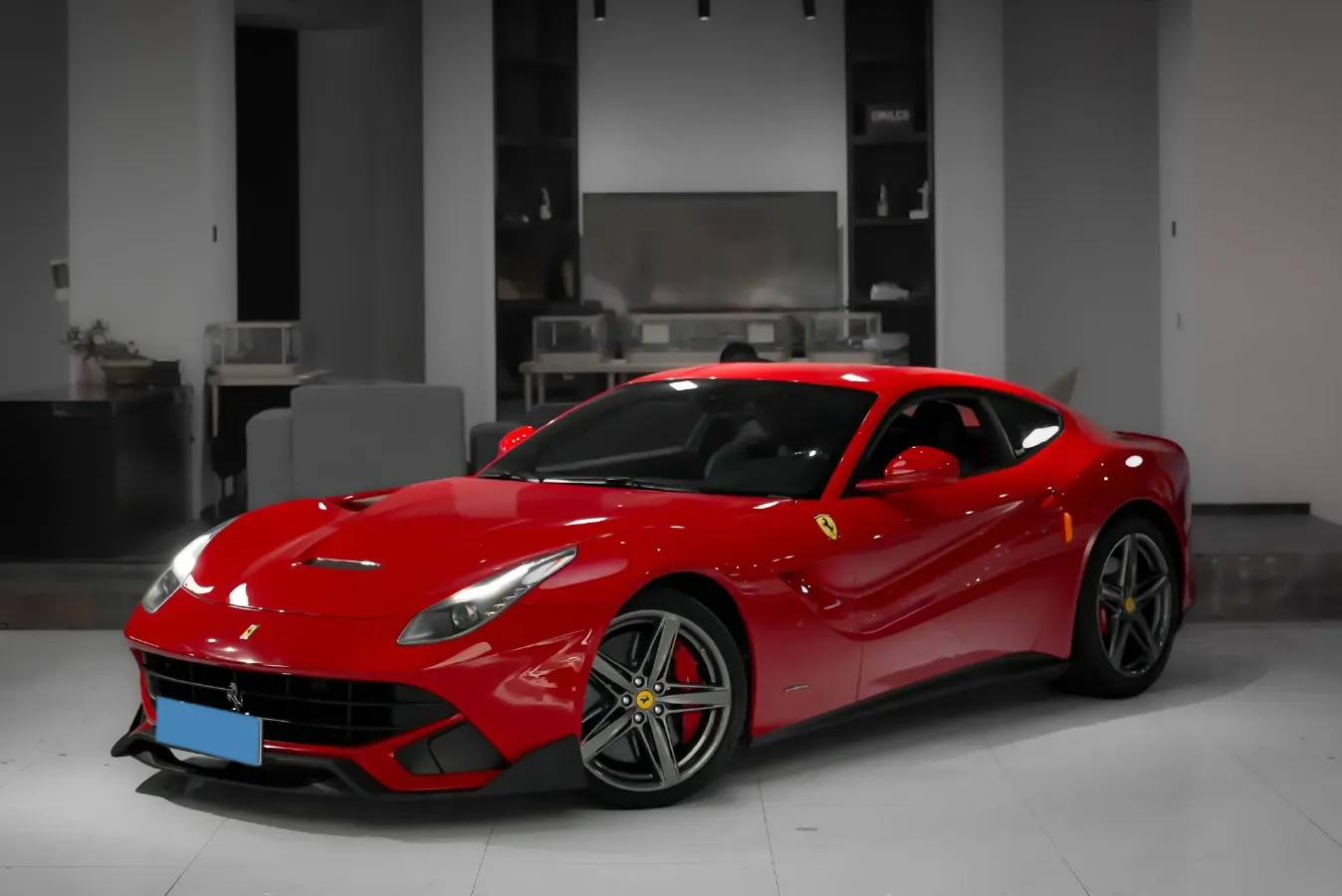 2013 Ferrari F12 berlinetta 6.3L 741HP V12 7DCT,autocango,china used car exporter,china ev exporter,chinese used car exporter,chinese used ev exporter