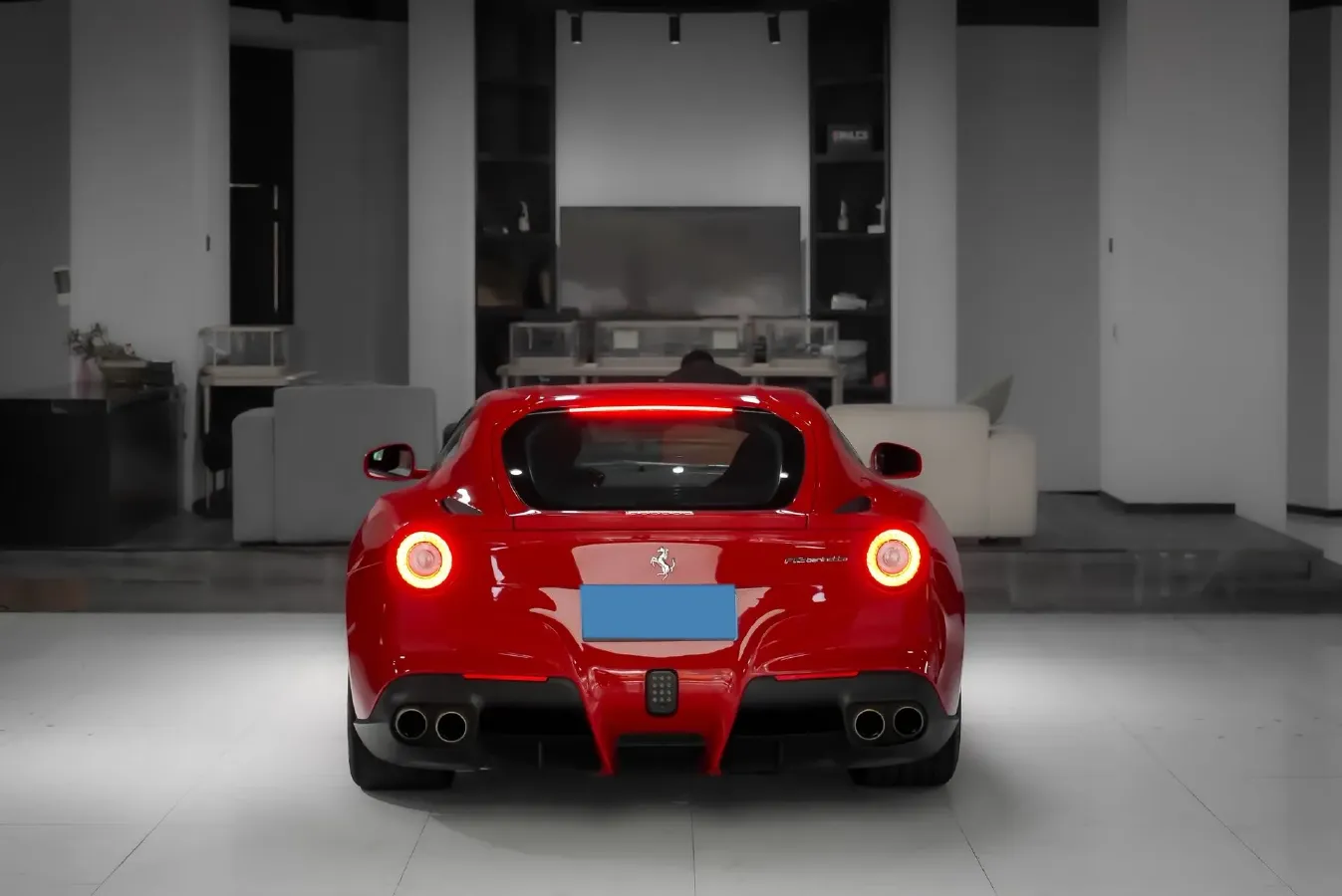 2013 Ferrari F12 berlinetta 6.3L 741HP V12 7DCT,autocango,china used car exporter,china ev exporter,chinese used car exporter,chinese used ev exporter