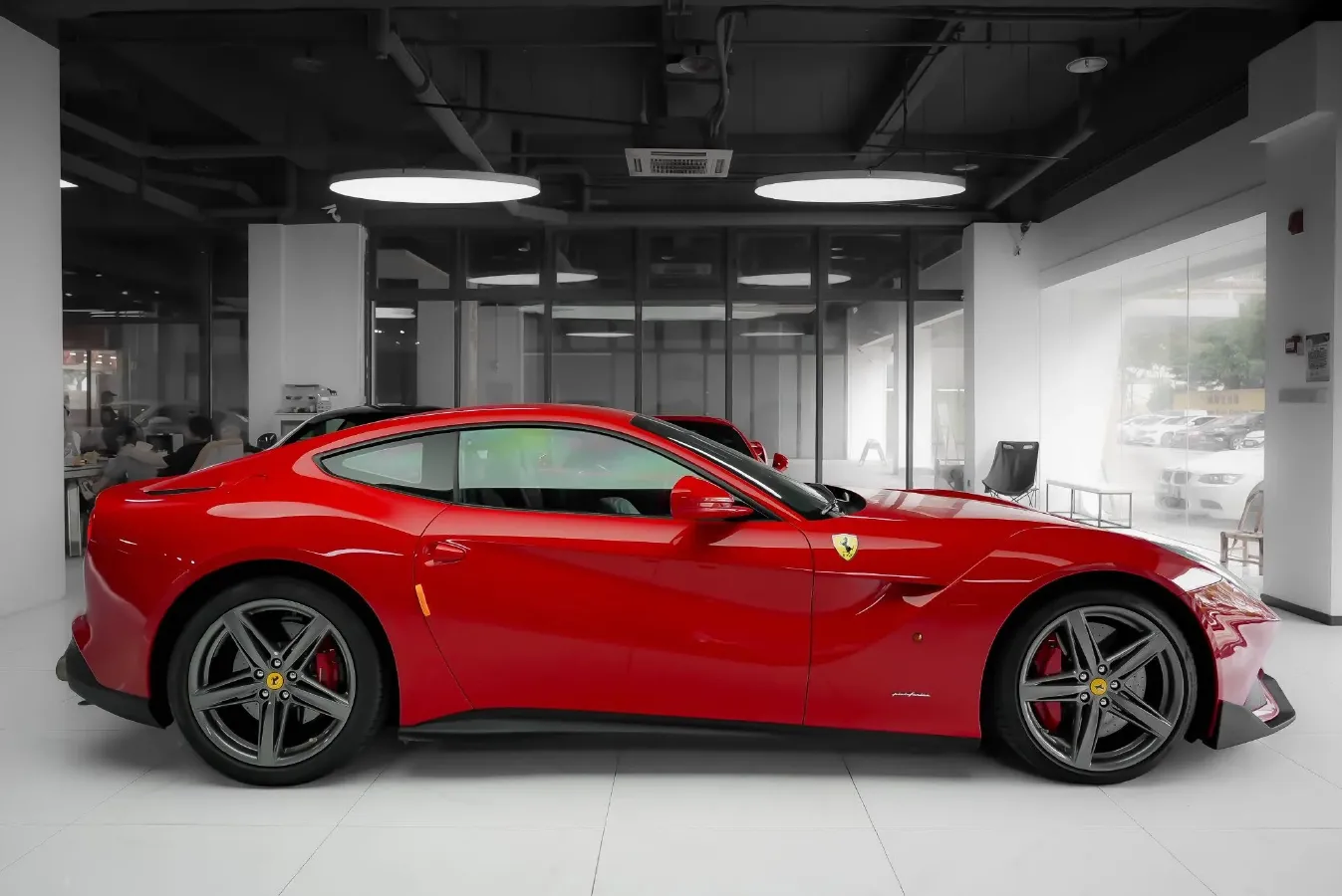 2013 Ferrari F12 berlinetta 6.3L 741HP V12 7DCT,autocango,china used car exporter,china ev exporter,chinese used car exporter,chinese used ev exporter