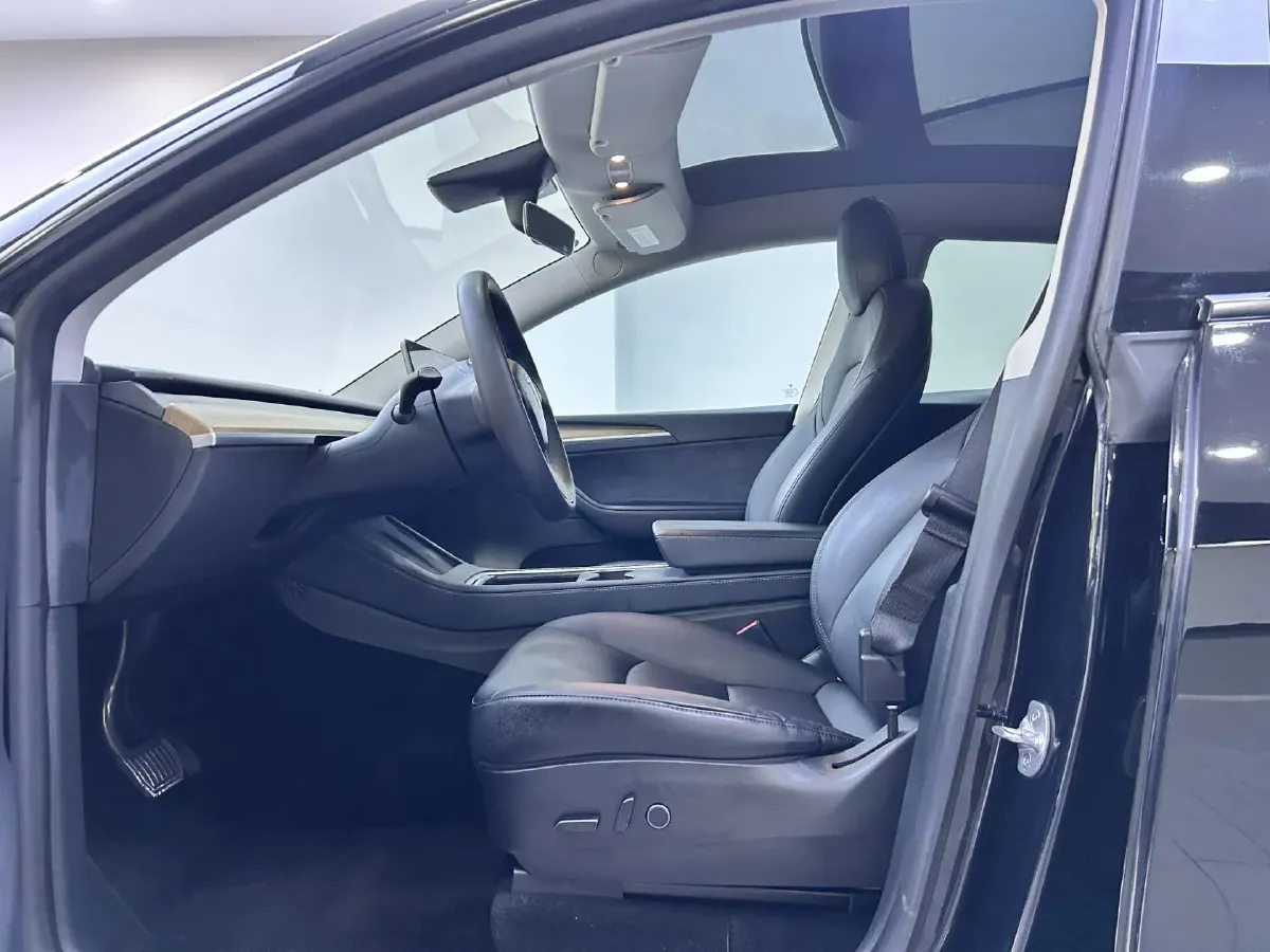 2021 Tesla Model Y BEV 60KWH,autocango,china used car exporter,china ev exporter,chinese used car exporter,chinese used ev exporter