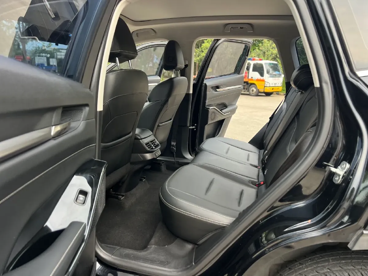 2021 Haval H6 1.5T 169HP L4 7DCT,autocango,china used car exporter,china ev exporter,chinese used car exporter,chinese used ev exporter