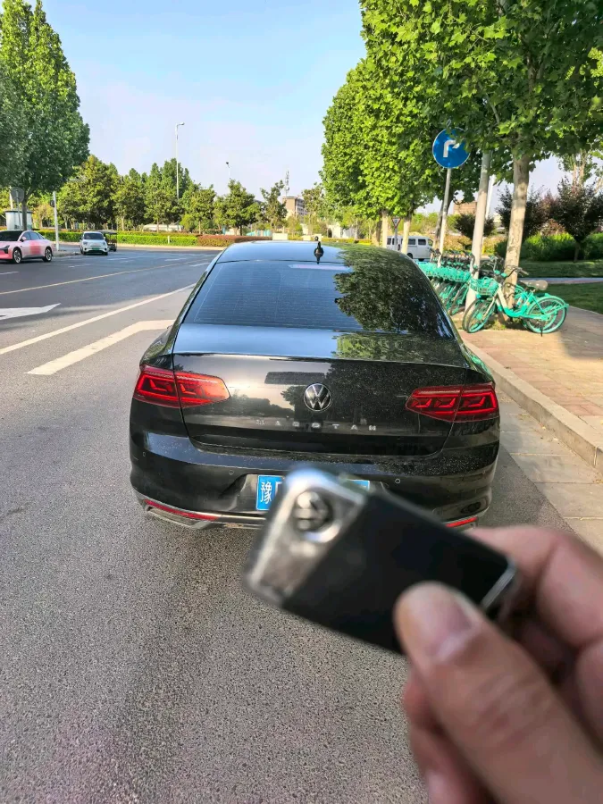 2020 Volkswagen Magotan 1.4T 150HP L4 7DCT,autocango,china used car exporter,china ev exporter,chinese used car exporter,chinese used ev exporter