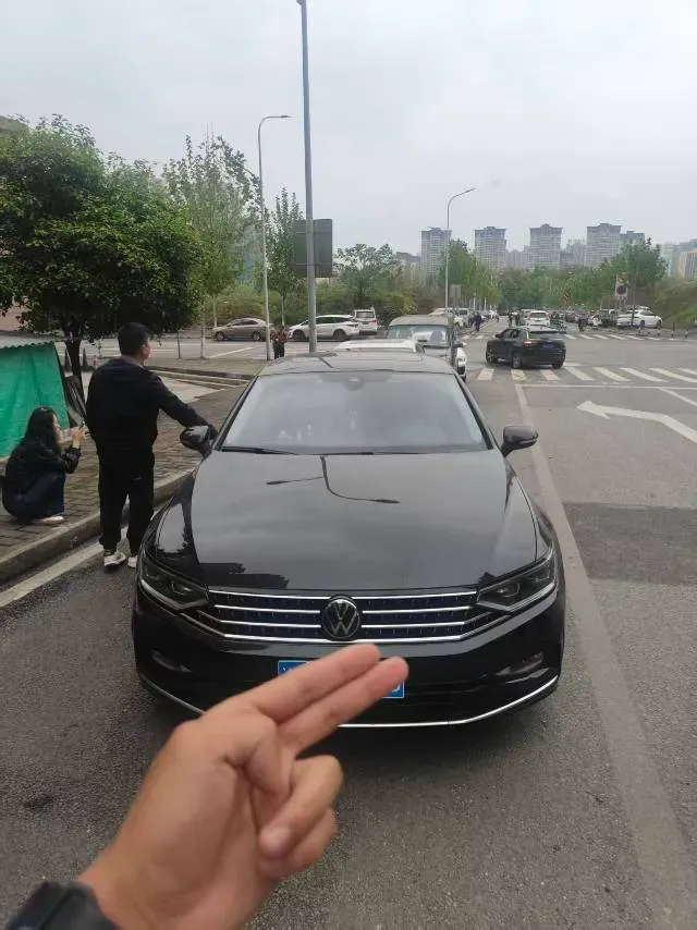 2023 Volkswagen Magotan 2.0T 186HP L4 7DCT,autocango,china used car exporter,china ev exporter,chinese used car exporter,chinese used ev exporter