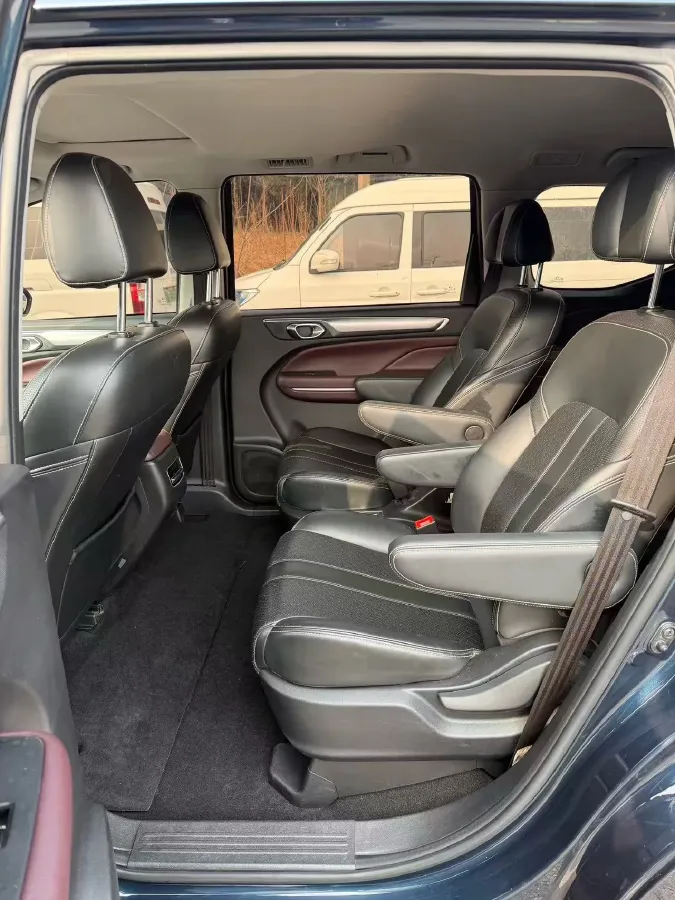 2021 GAC Trumpchi M6 1.5T 169HP L4 7DCT,autocango,china used car exporter,china ev exporter,chinese used car exporter,chinese used ev exporter