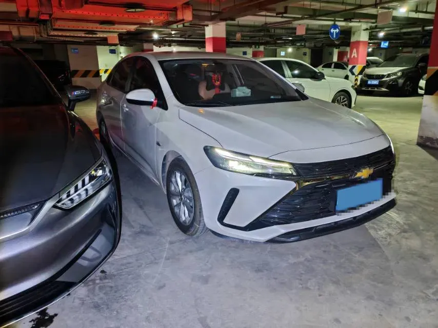 2024 Chevrolet Monza 1.5L 113HP L4 6DCT,autocango,china used car exporter,china ev exporter,chinese used car exporter,chinese used ev exporter