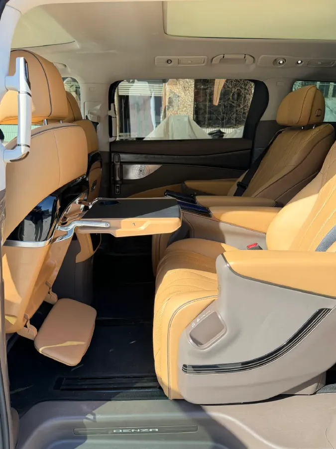 2022 HongQi HS7 3.0T 337HP V6 8AT,autocango,china used car exporter,china ev exporter,chinese used car exporter,chinese used ev exporter