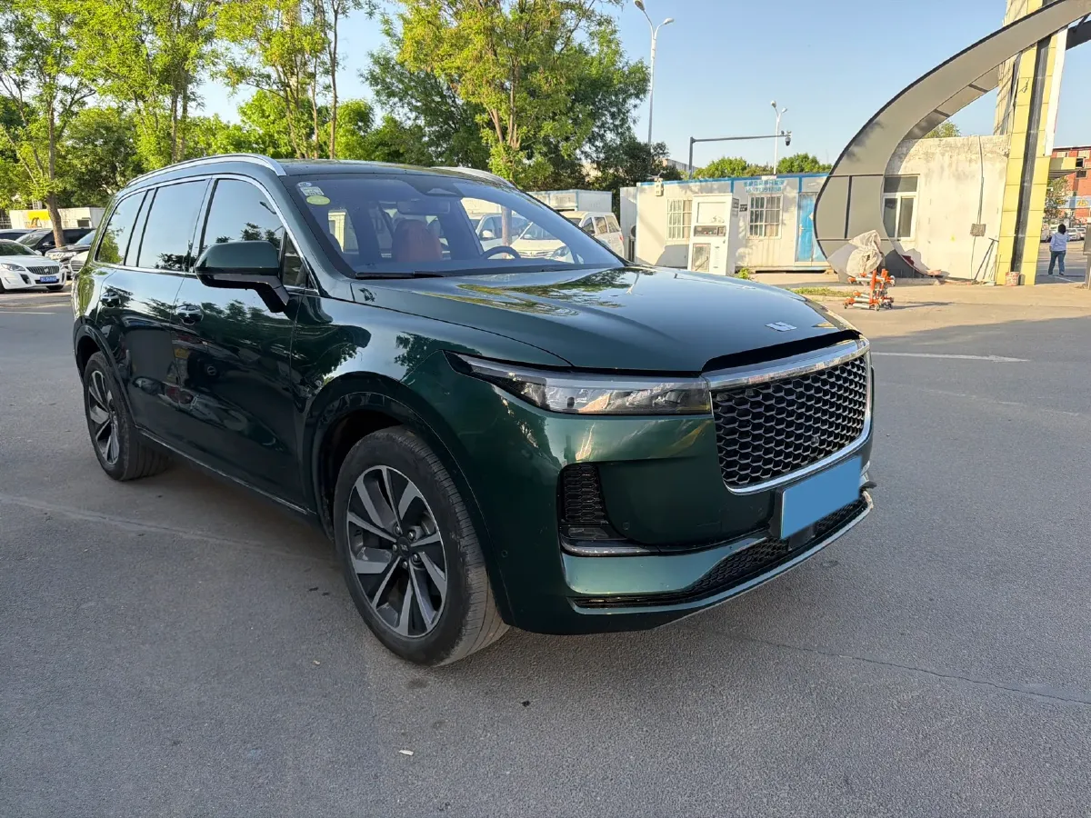 2021 Li ONE Range Extended 131HP REEV 40.5KWH,autocango,china used car exporter,china ev exporter,chinese used car exporter,chinese used ev exporter