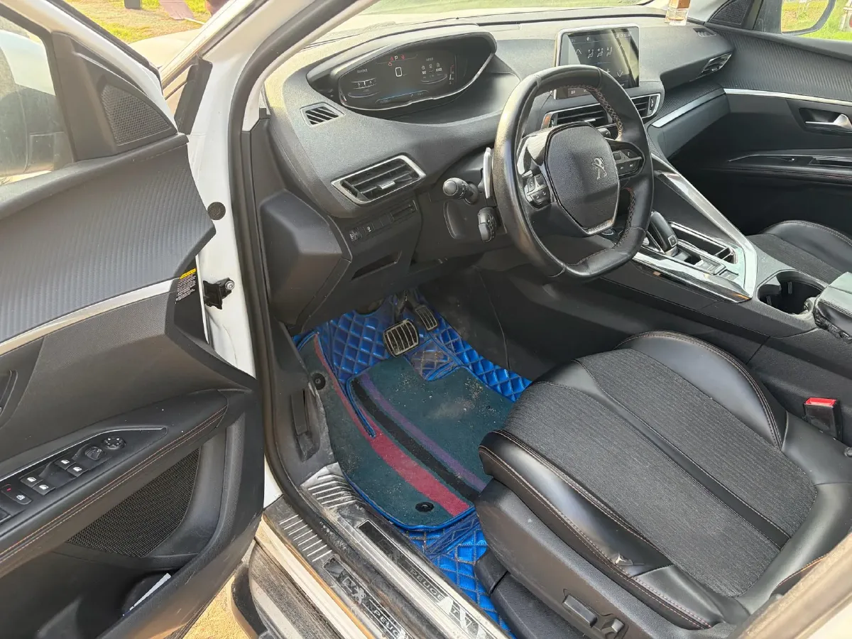 2017 Peugeot 5008 1.6T 167HP L4 6AT,autocango,china used car exporter,china ev exporter,chinese used car exporter,chinese used ev exporter