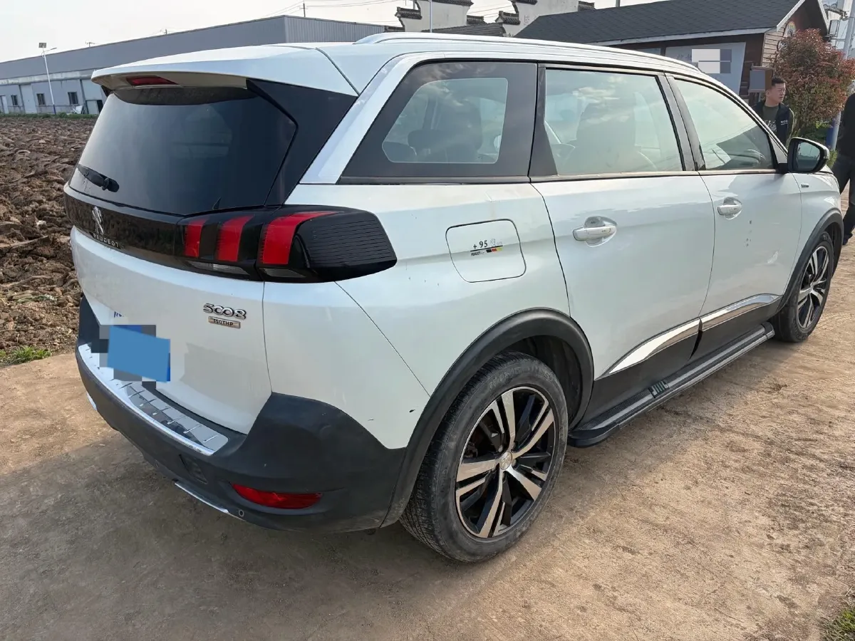 2017 Peugeot 5008 1.6T 167HP L4 6AT,autocango,china used car exporter,china ev exporter,chinese used car exporter,chinese used ev exporter