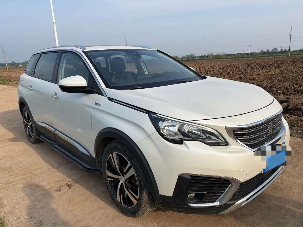 2017 Peugeot 5008 1.6T 167HP L4 6AT,autocango,china used car exporter,china ev exporter,chinese used car exporter,chinese used ev exporter