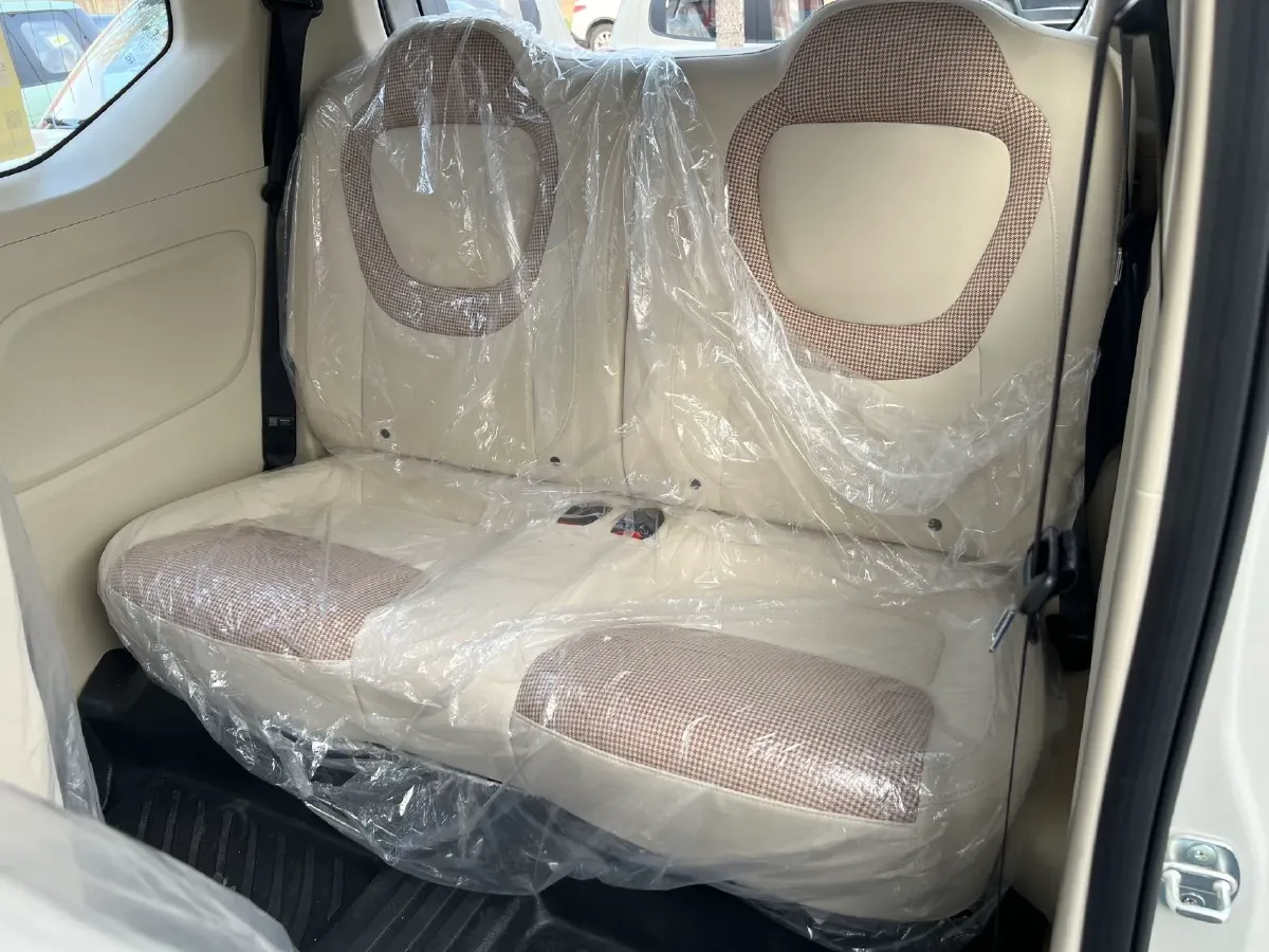 2024 WuLing HongGuang MINI EV BEV 17.3KWH,autocango,china used car exporter,china ev exporter,chinese used car exporter,chinese used ev exporter