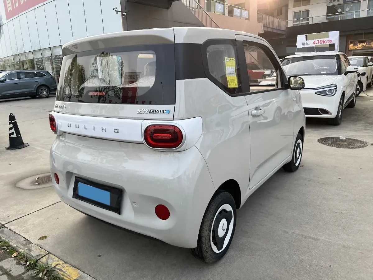2024 WuLing HongGuang MINI EV BEV 17.3KWH,autocango,china used car exporter,china ev exporter,chinese used car exporter,chinese used ev exporter