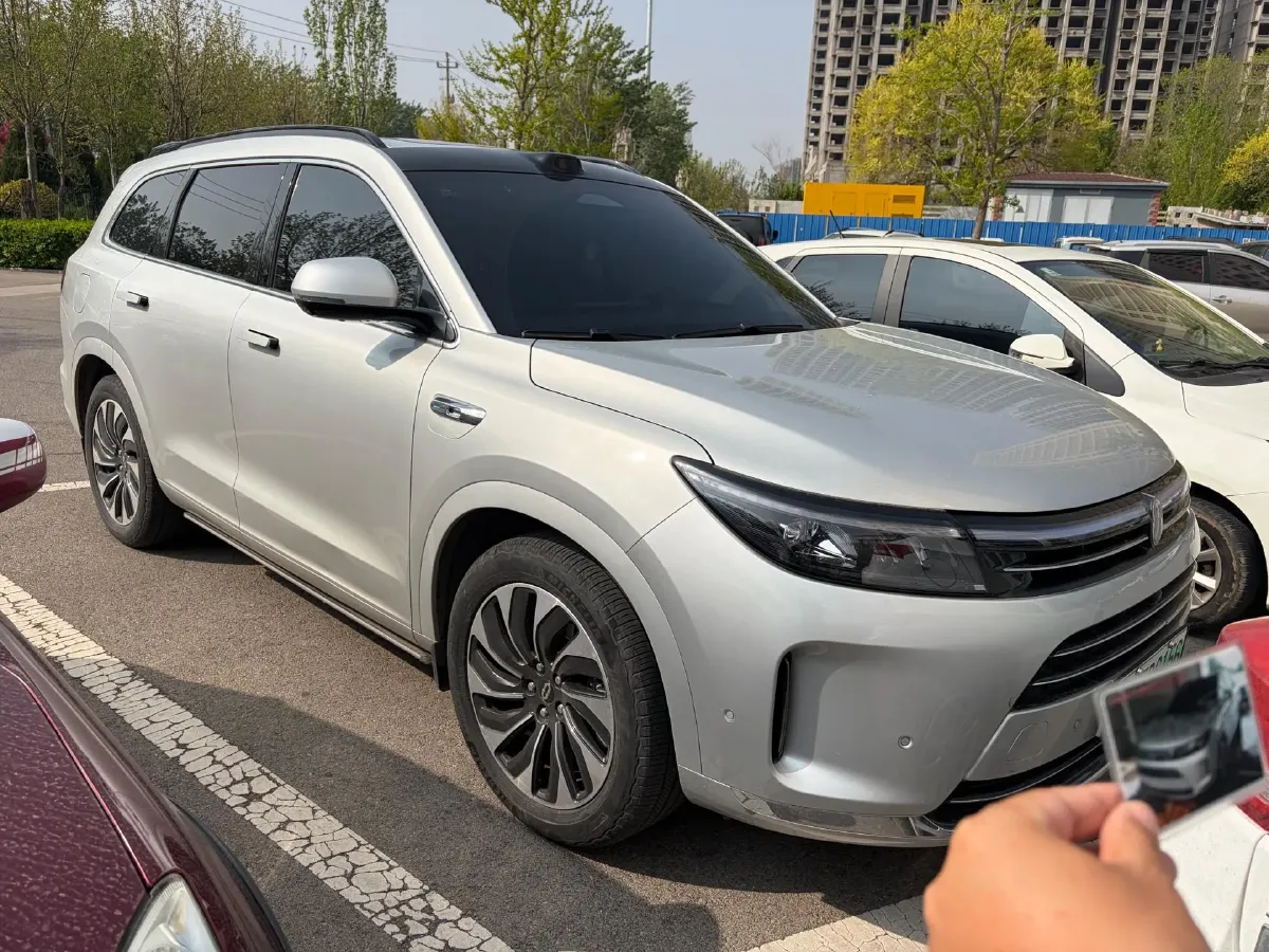 2024 AITO AITO M7 1.5T 152HP L4 REEV 40KWH,autocango,china used car exporter,china ev exporter,chinese used car exporter,chinese used ev exporter