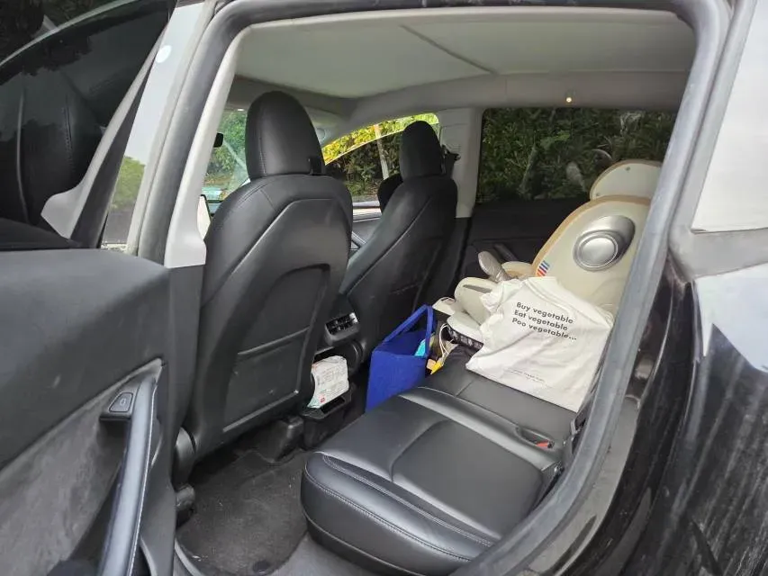 2022 Tesla Model Y BEV 60KWH,autocango,china used car exporter,china ev exporter,chinese used car exporter,chinese used ev exporter