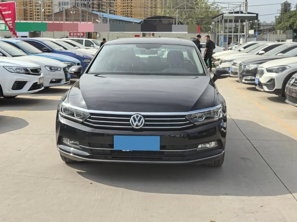 2018 Volkswagen Magotan 1.8T 180HP L4 7DCT,autocango,china used car exporter,china ev exporter,chinese used car exporter,chinese used ev exporter