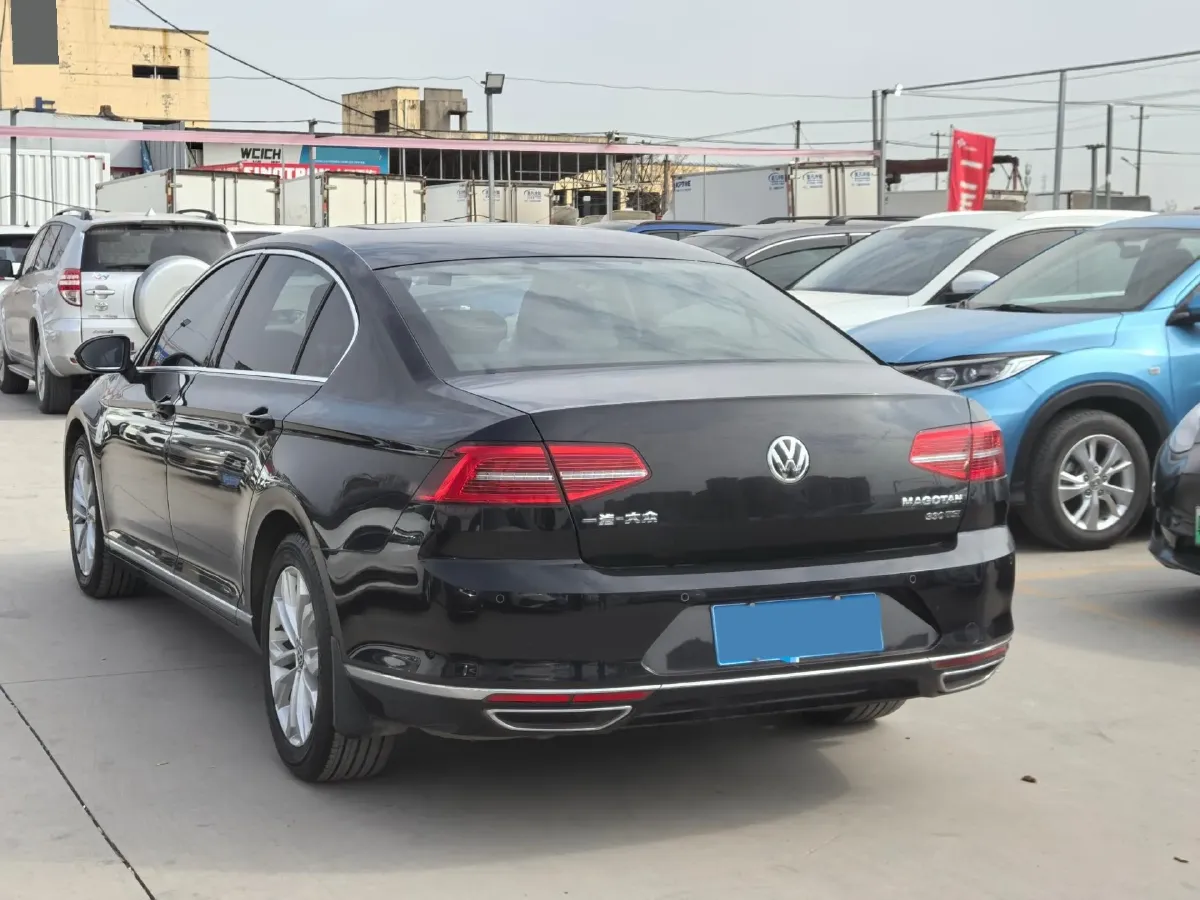 2018 Volkswagen Magotan 1.8T 180HP L4 7DCT,autocango,china used car exporter,china ev exporter,chinese used car exporter,chinese used ev exporter