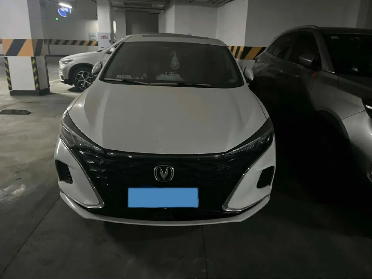 2021 ChangAn Eado 1.4T 160HP L4 7DCT,autocango,china used car exporter,china ev exporter,chinese used car exporter,chinese used ev exporter